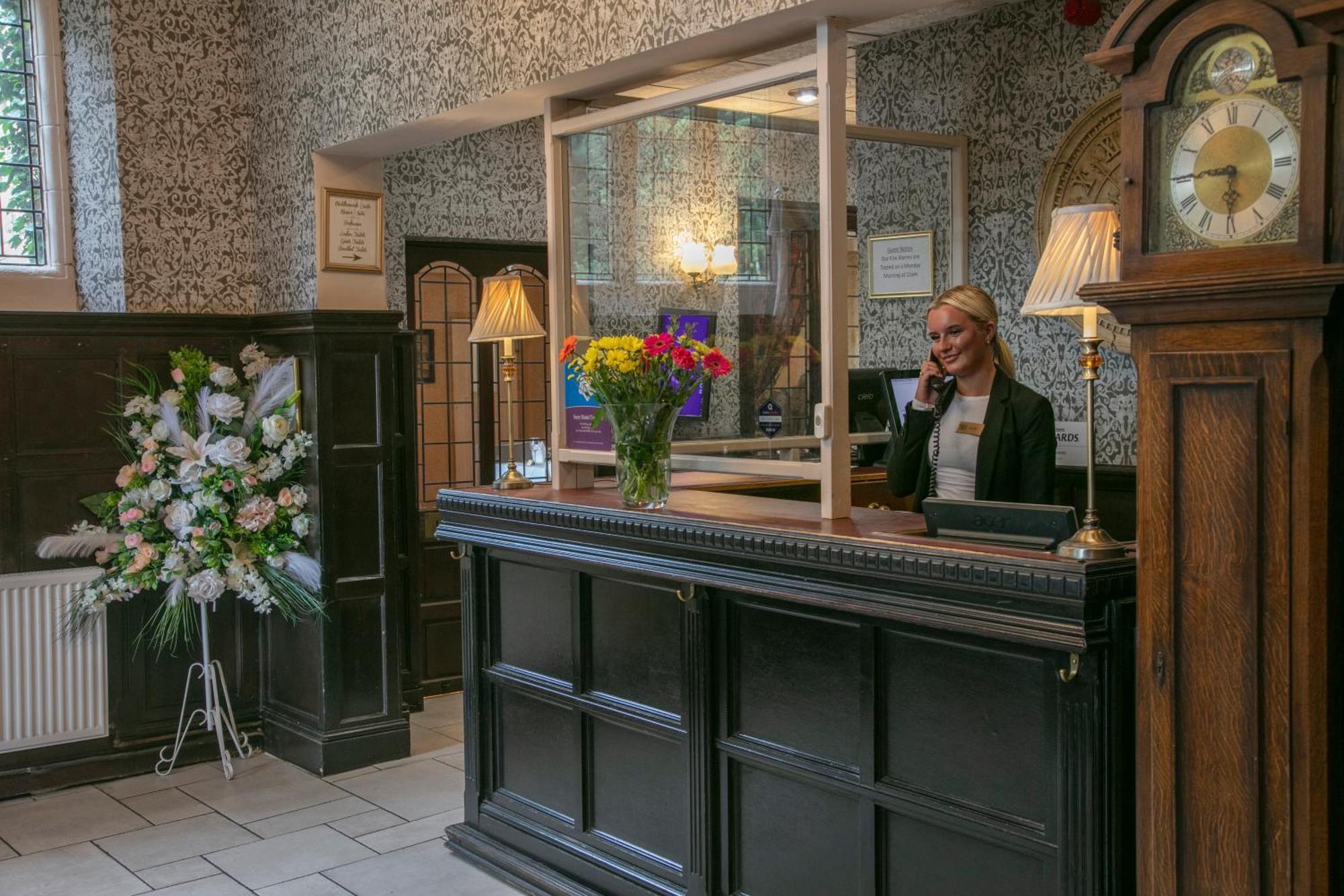 Weston Hall Hotel Sure Hotel Collection By Best Western Bulkington Exterior photo