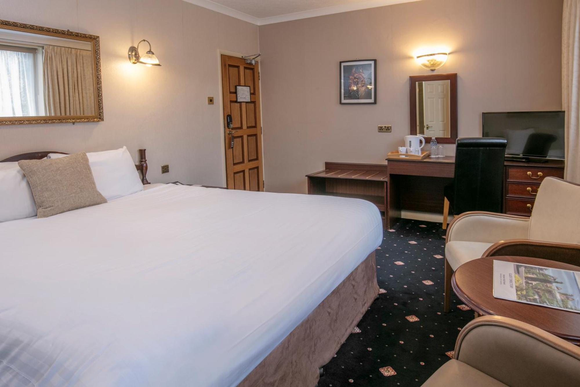 Weston Hall Hotel Sure Hotel Collection By Best Western Bulkington Exterior photo